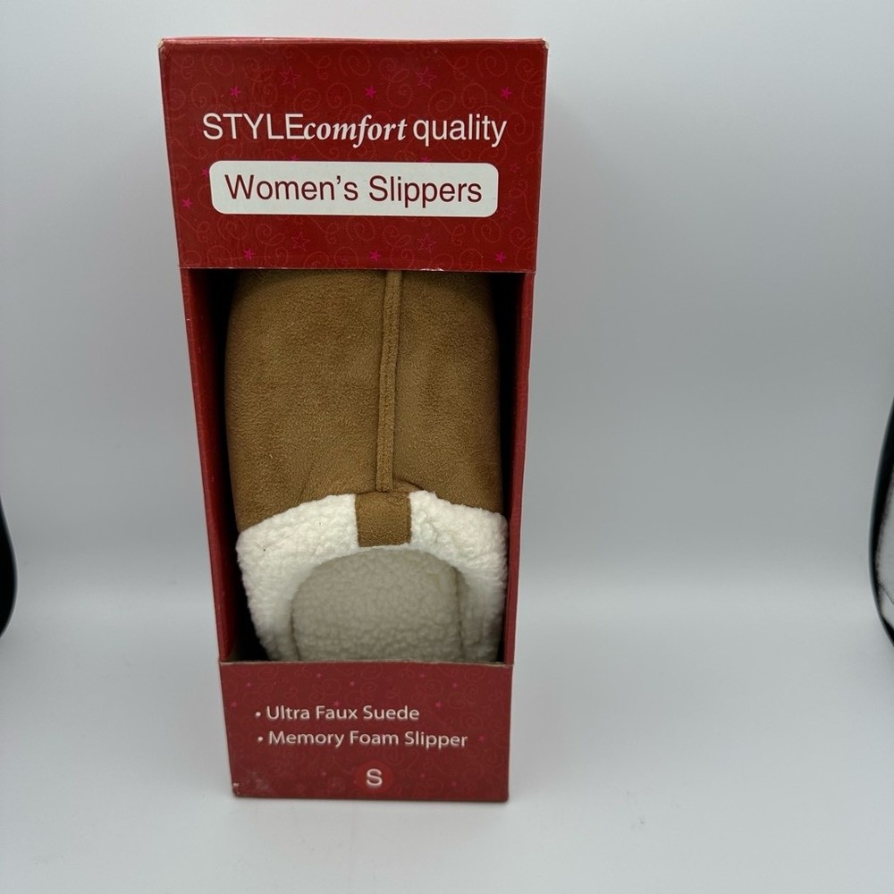 CVS Womens Memory Foam Slide Slippers Ultra Faux Suede Brown Small 5/6 New